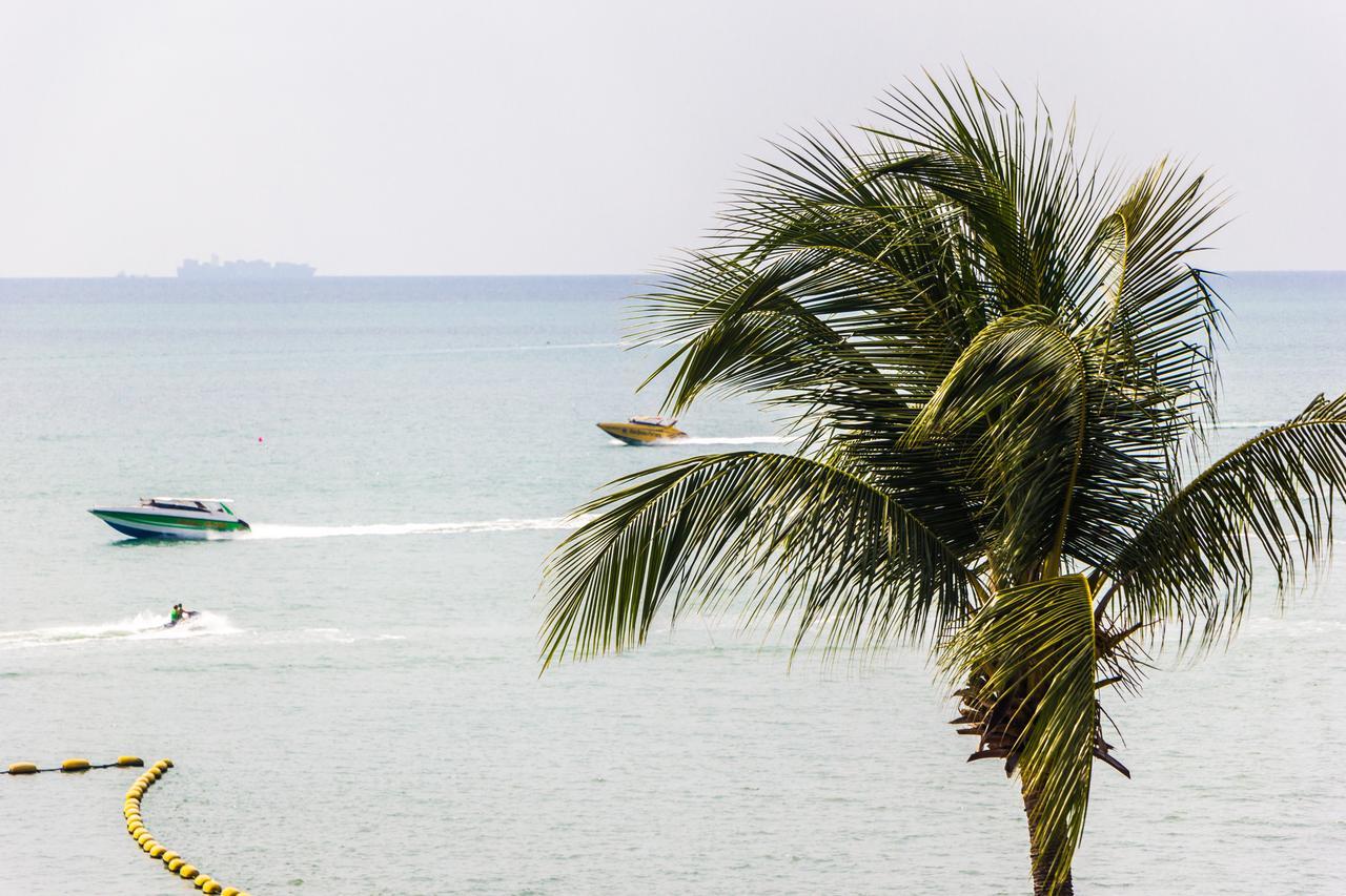 Barfly Pattaya Hotel Jomtien Exterior foto